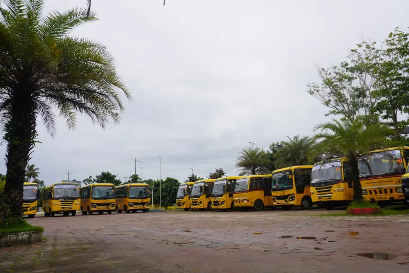 Crescent School buses — slide 4